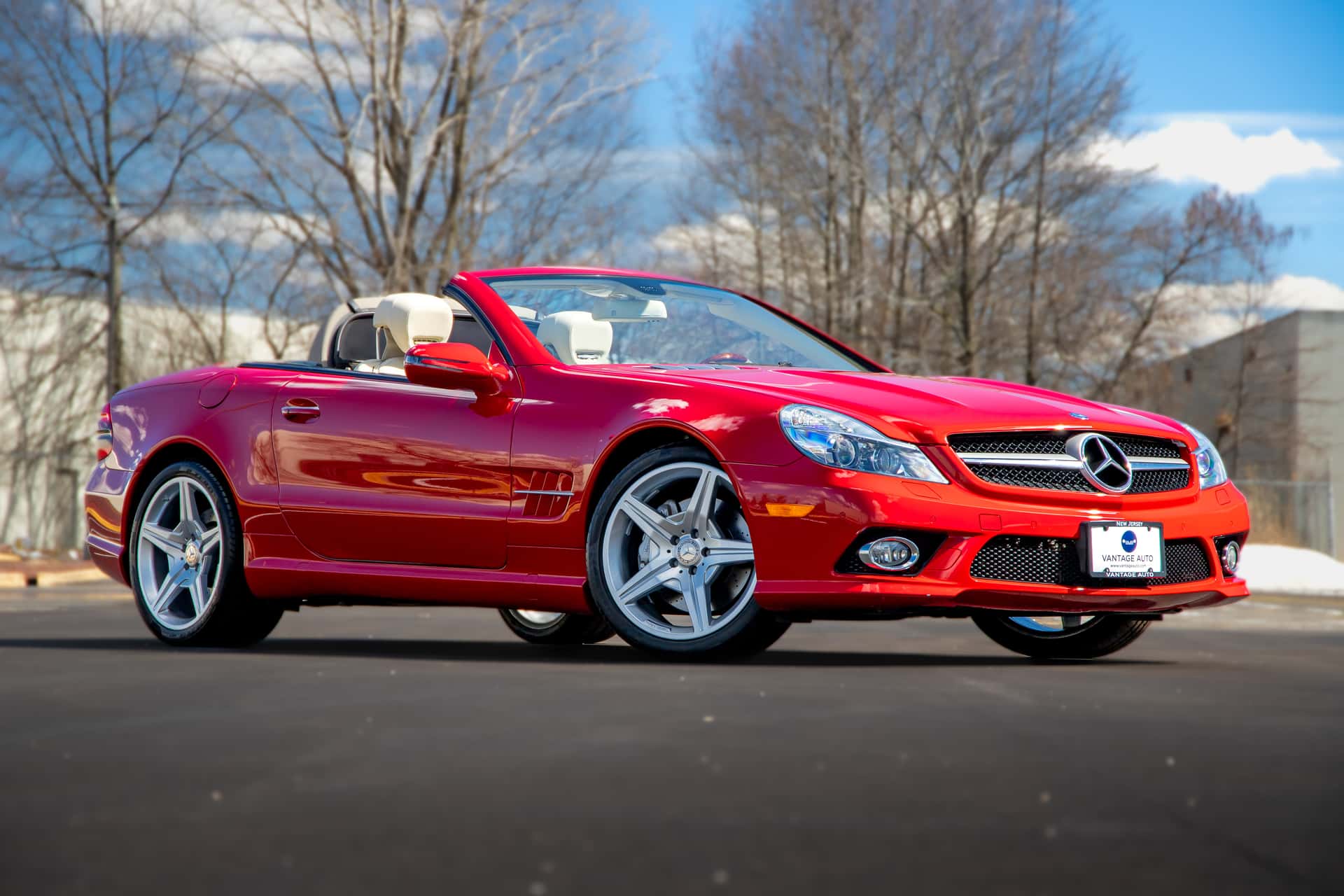 2011 Mercedes-Benz SL550 sold for $35,000