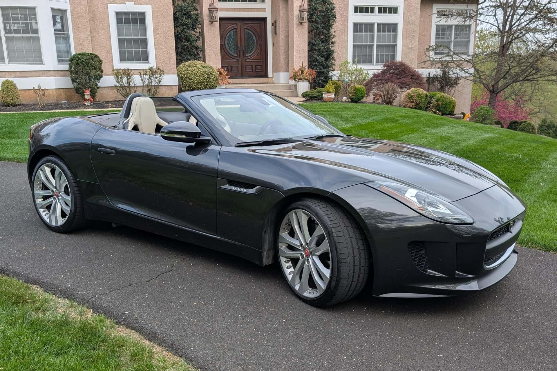 2015 Jaguar F-Type sold for $26,250