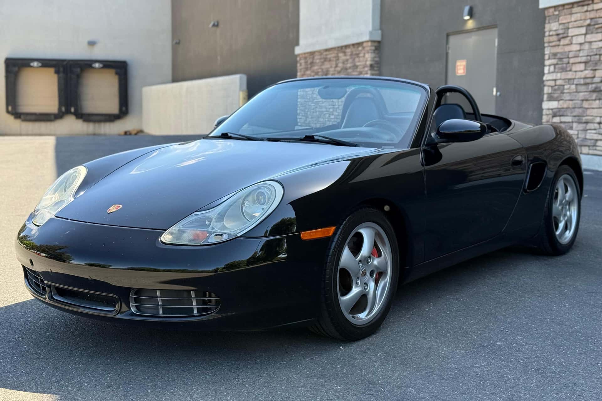 2000 Porsche 986 Boxster sold for $12,300