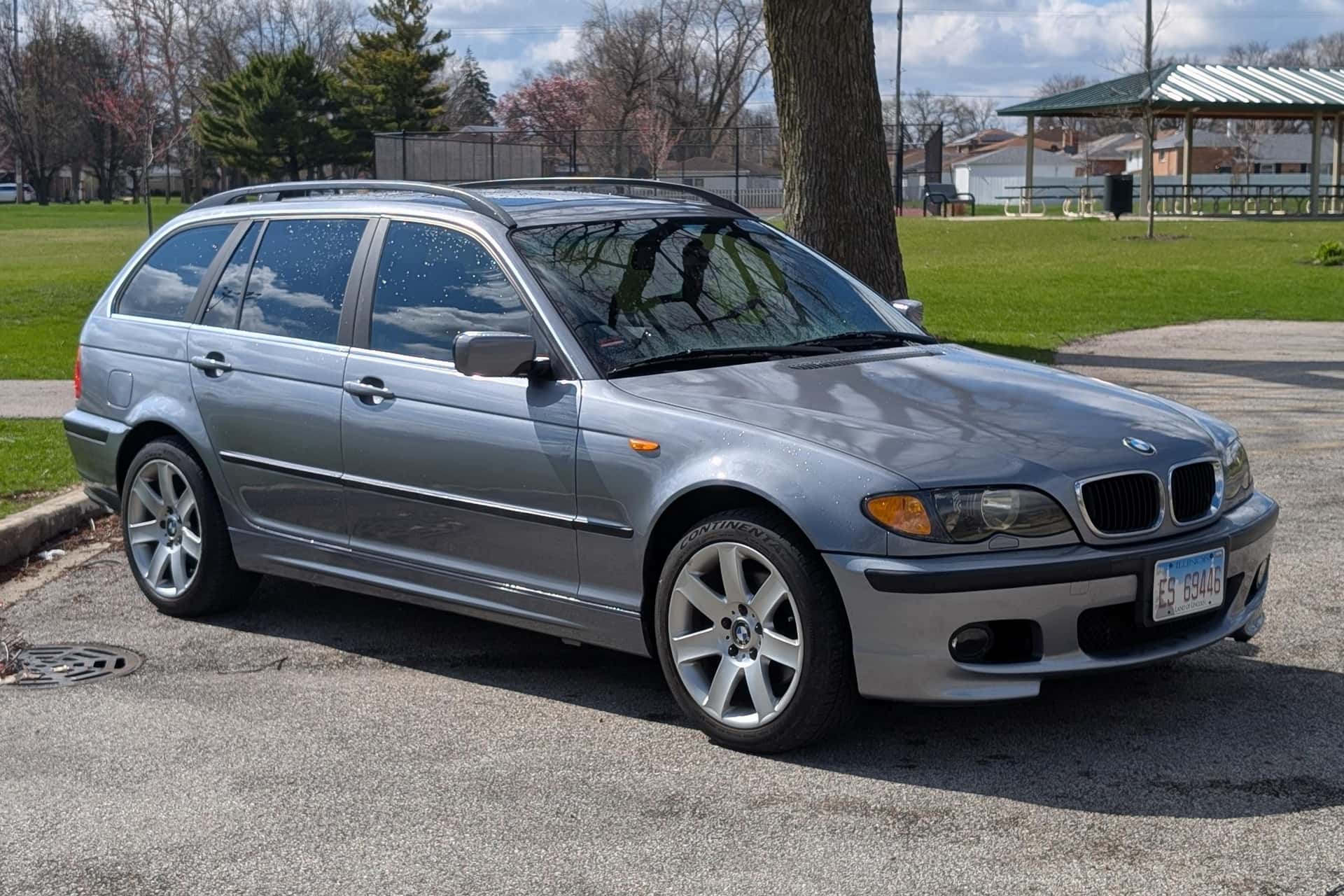 2004 BMW 3 Series sold for $3,800