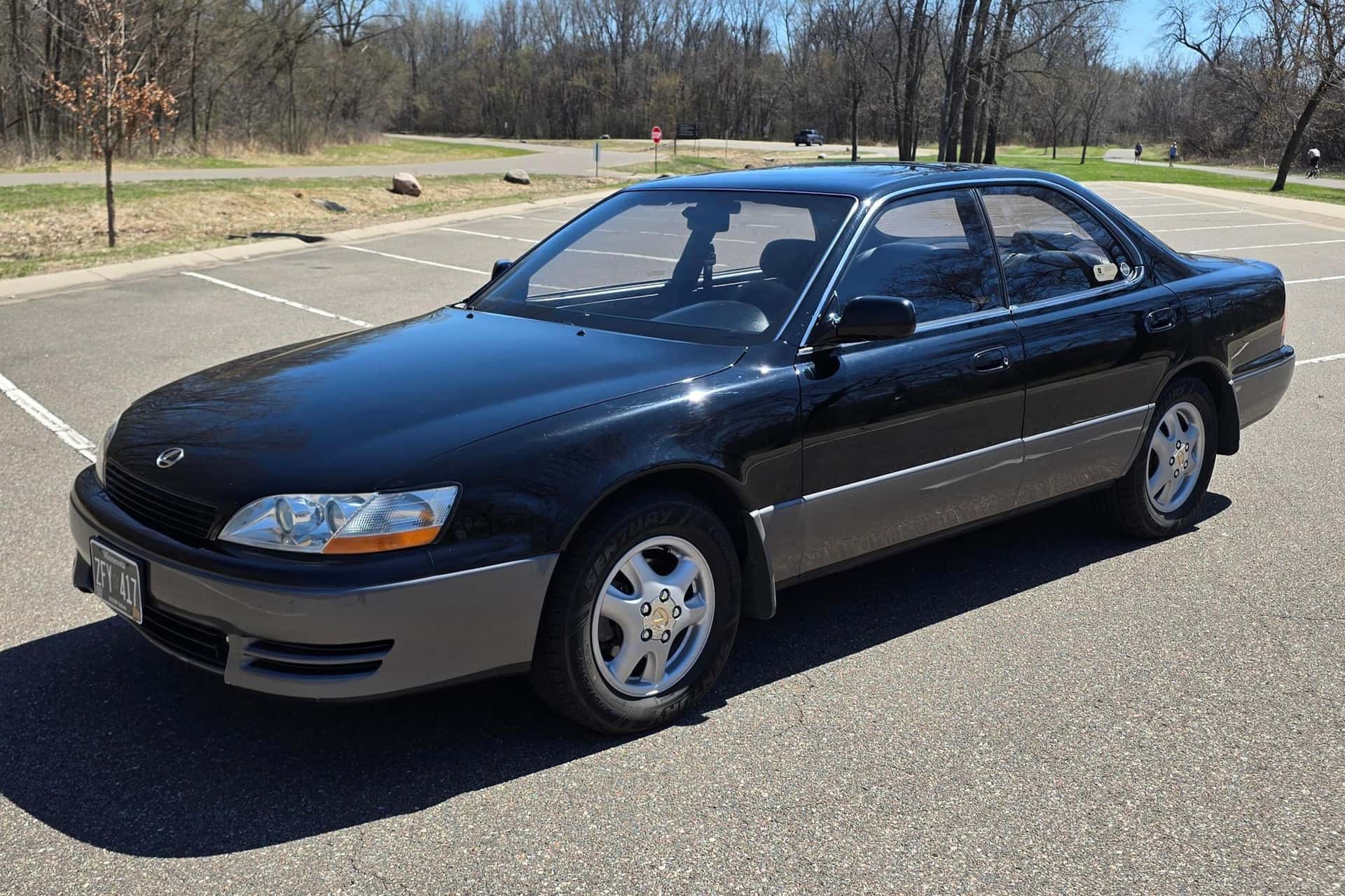 1992 Lexus ES sold for $6,300