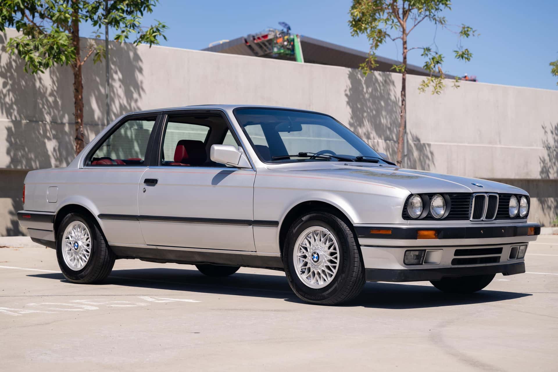 1991 BMW 3 Series sold for $23,250
