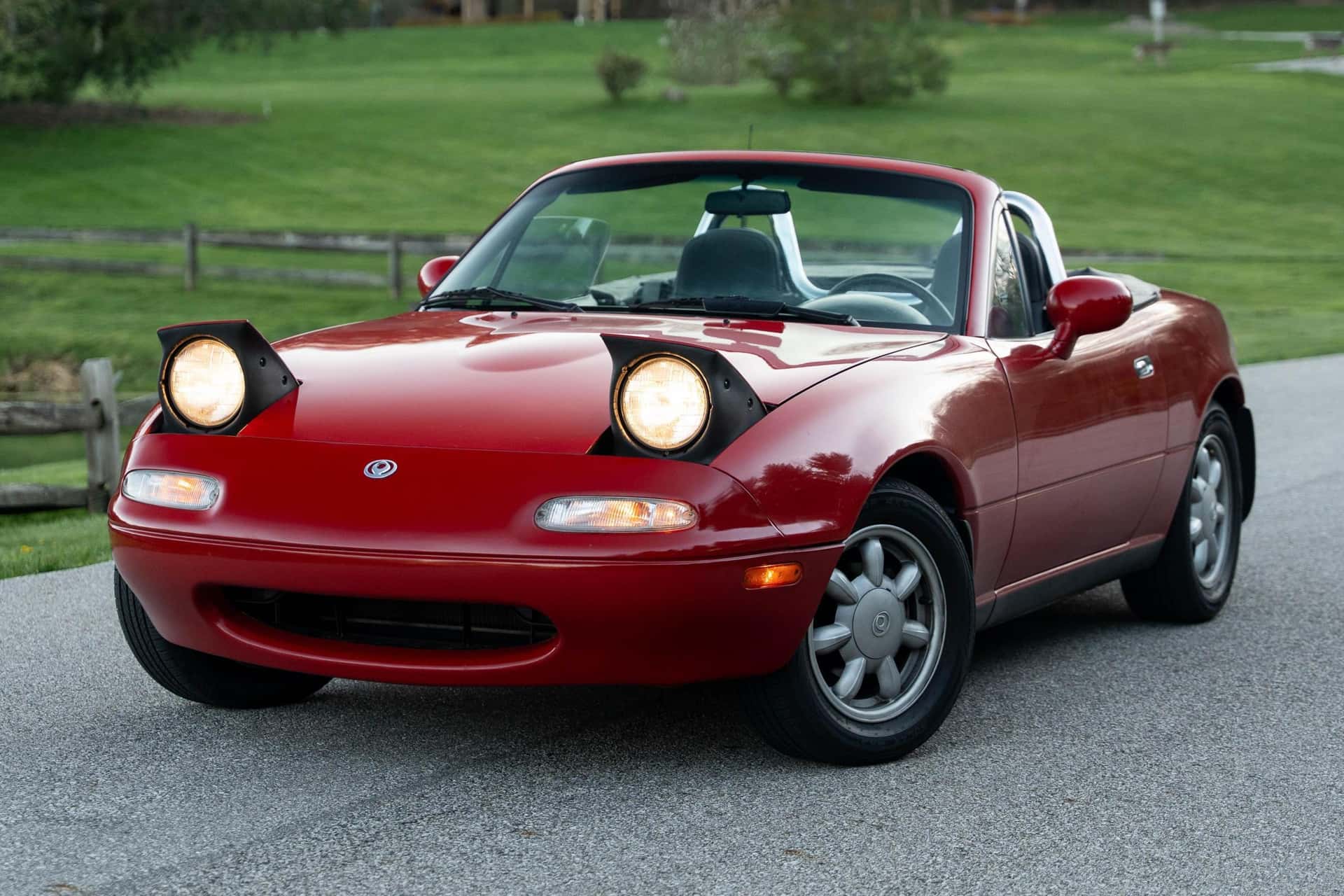 1993 Mazda NA Miata sold for $10,000