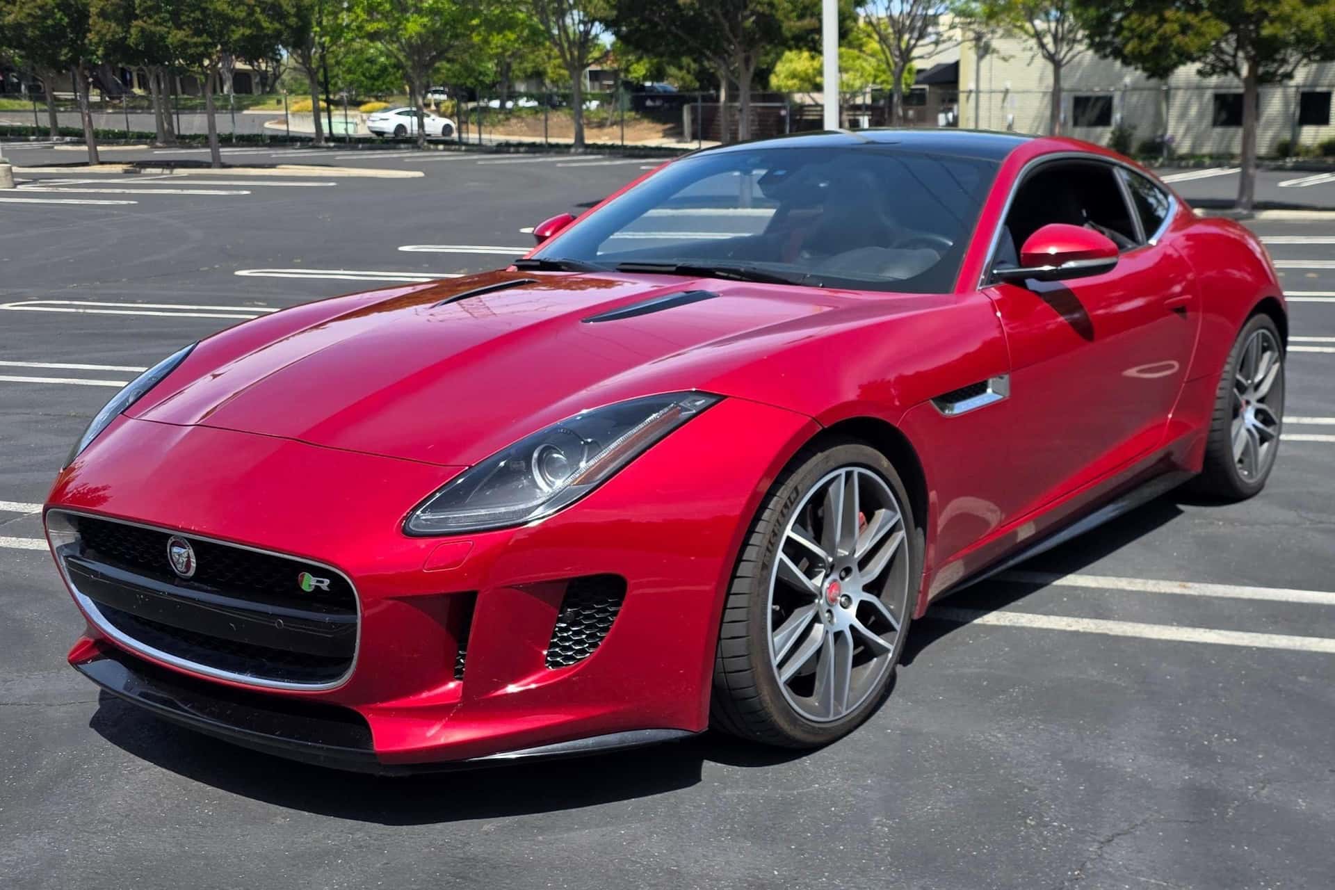 2015 Jaguar F-Type sold for $35,000