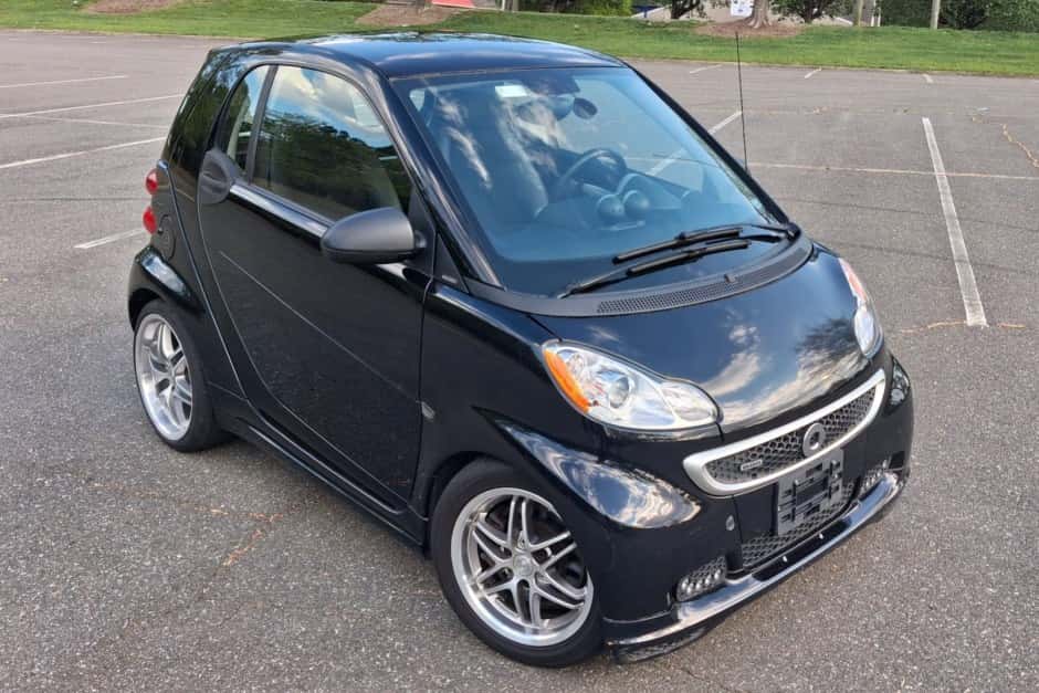 2013 Smart Fortwo sold for $5,850