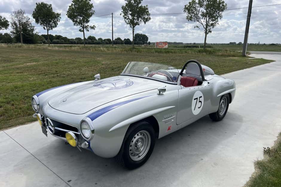 1959 Mercedes-Benz 190SL sold for $53,000