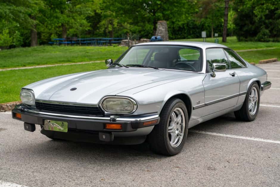 1992 Jaguar XJS sold for $15,000