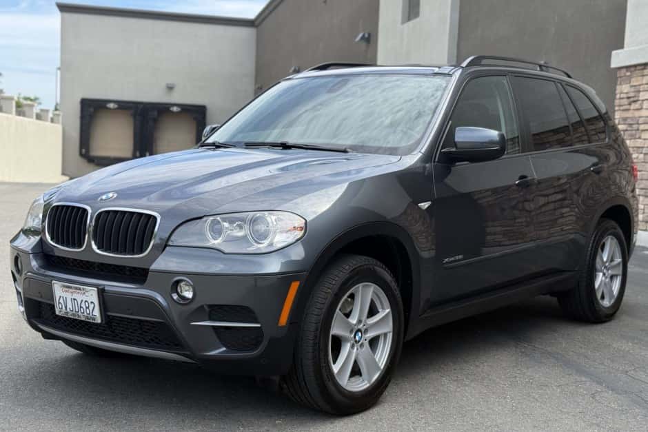 2012 BMW X5 sold for $8,800