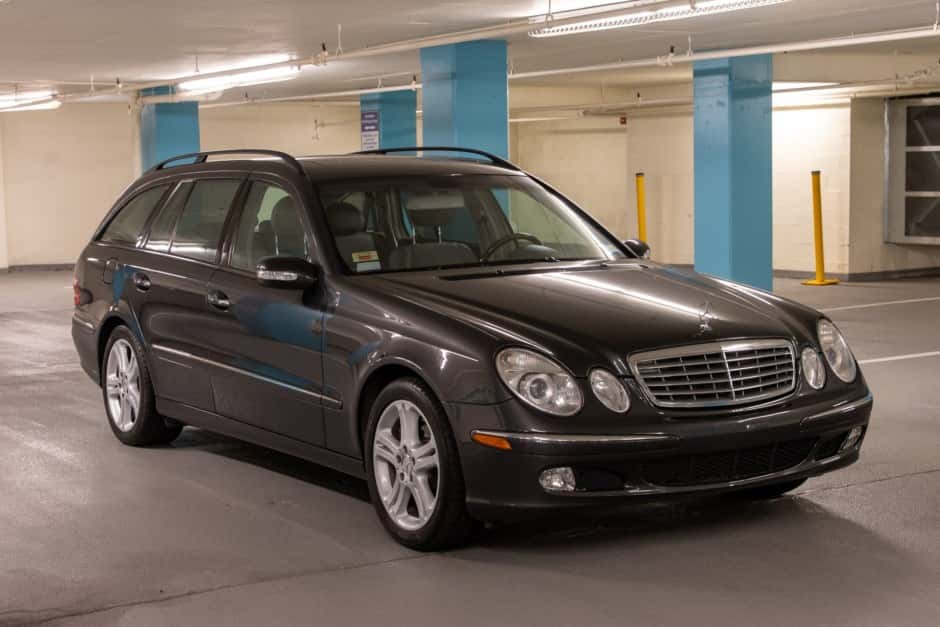 2004 Mercedes-Benz W211 E-Class sold for $13,250