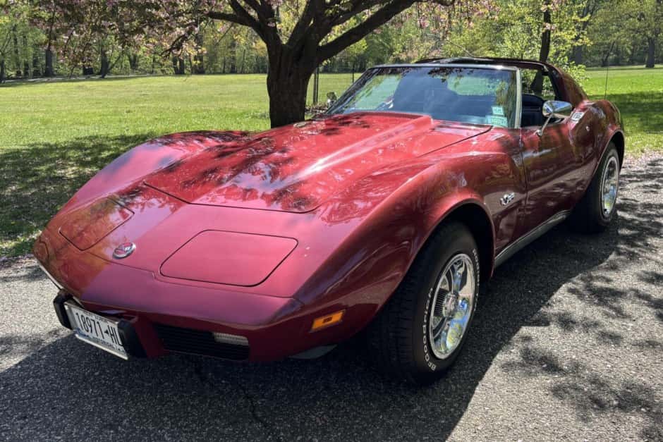 1975 Chevrolet Corvette C3 Coupe (1973-1982) sold for $18,500
