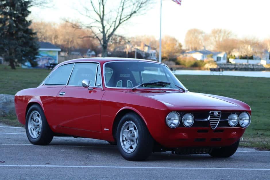 1974 Alfa Romeo 105/115 Series Coupe sold for $45,500