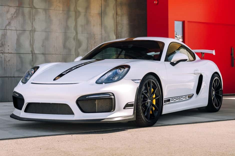 2016 Porsche Cayman GT4 sold for $129,000