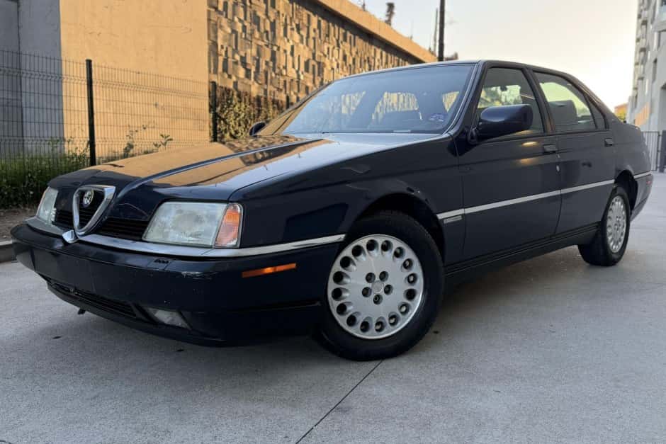 1994 Alfa Romeo 164 sold for $5,200