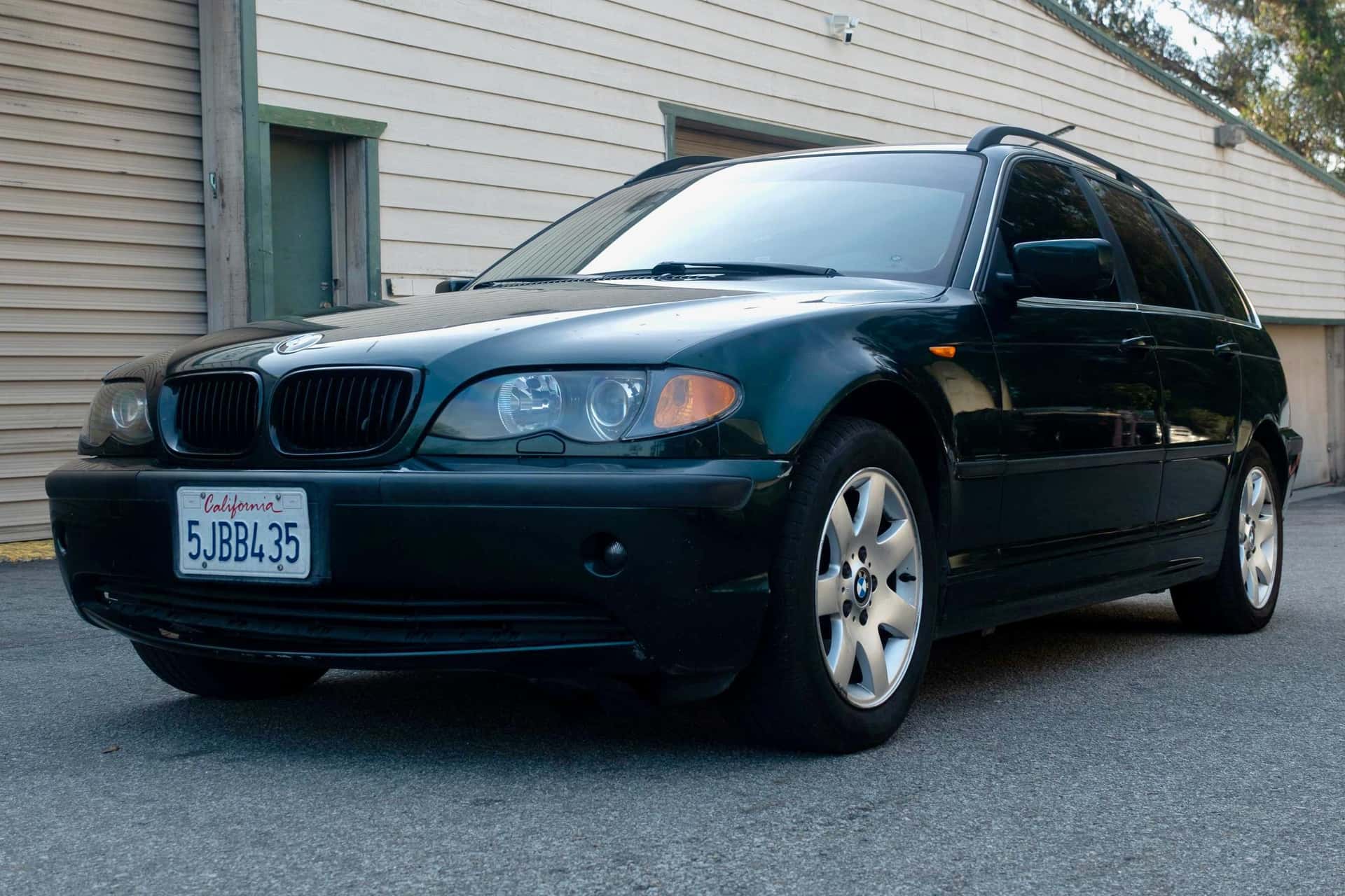 2003 BMW 3 Series sold for $8,000