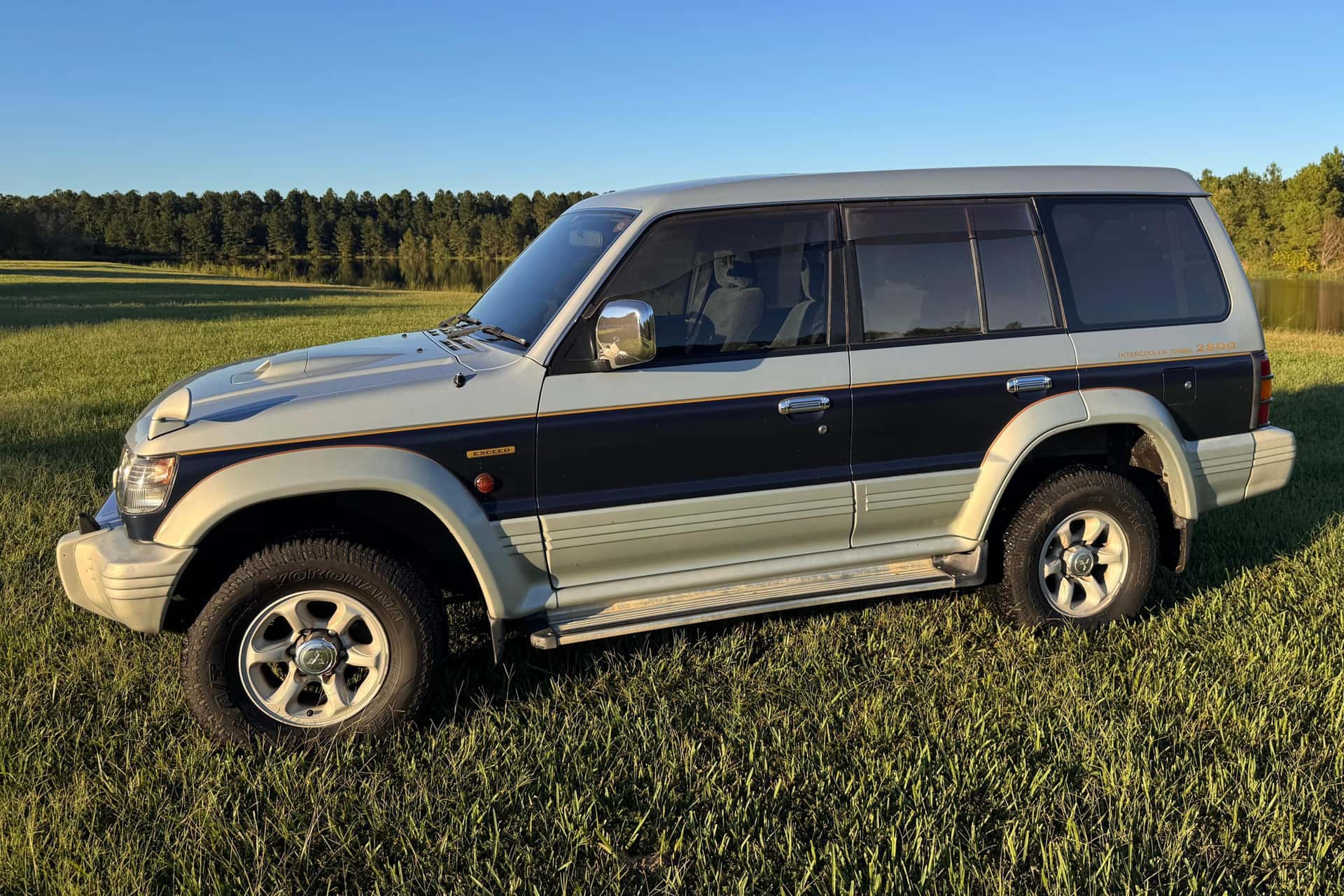 1995 Mitsubishi Pajero sold for $8,700