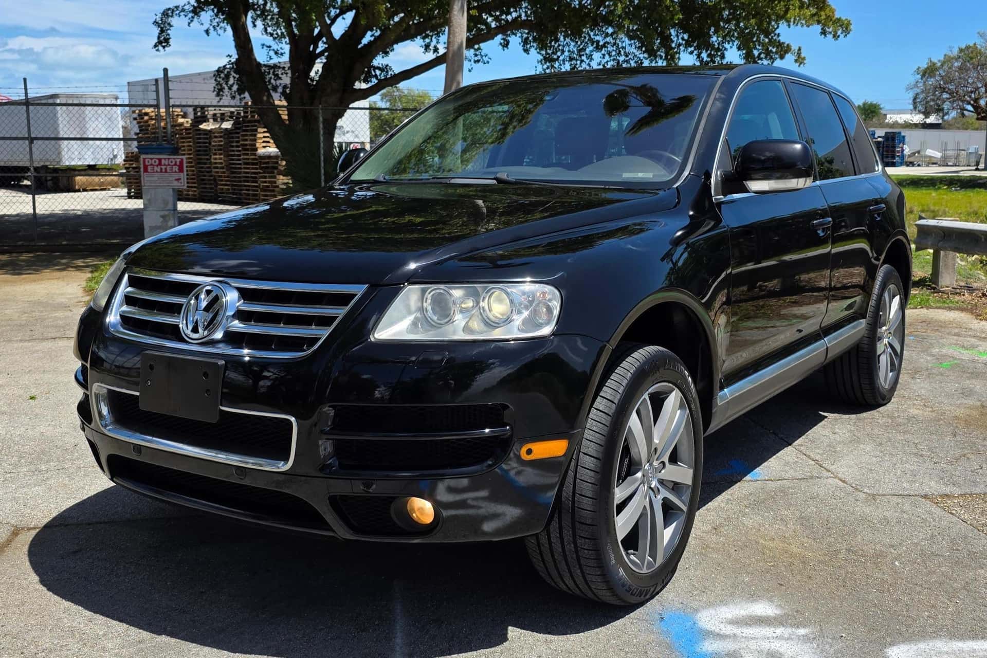 2006 Volkswagen Touareg sold for $6,100