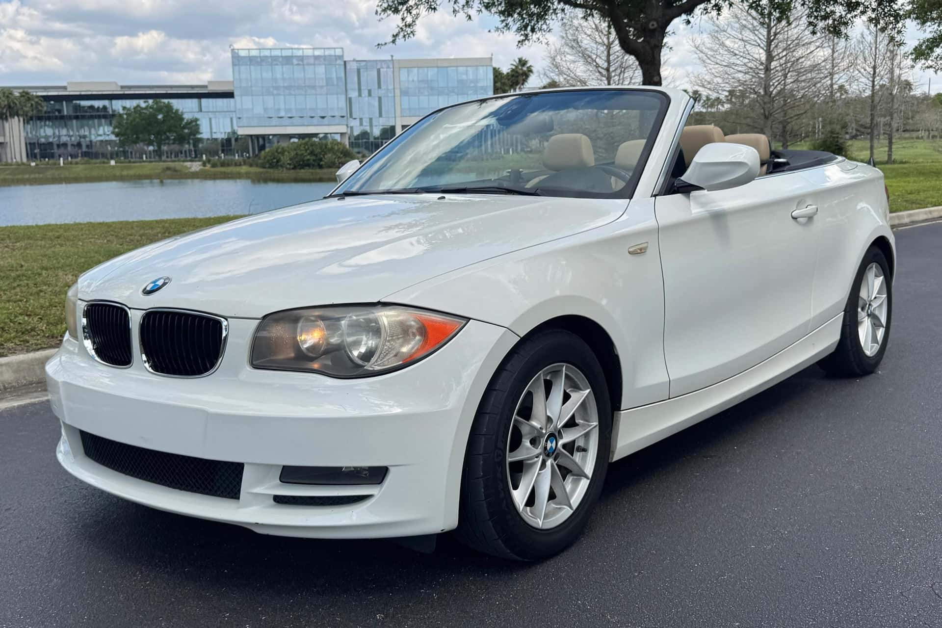 2010 BMW 1 Series sold for $7,800