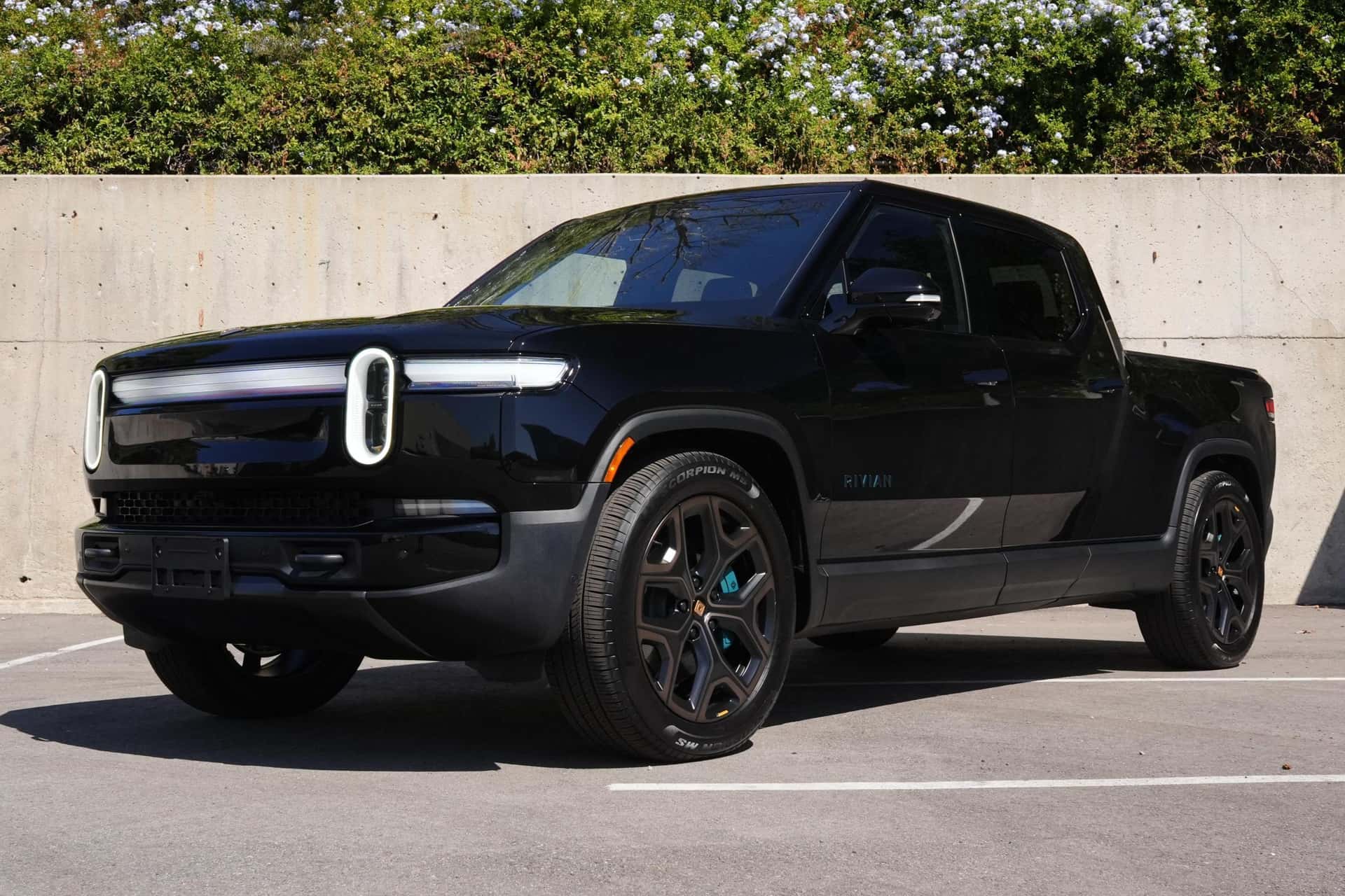 2026 Rivian R1T sold for $92,500
