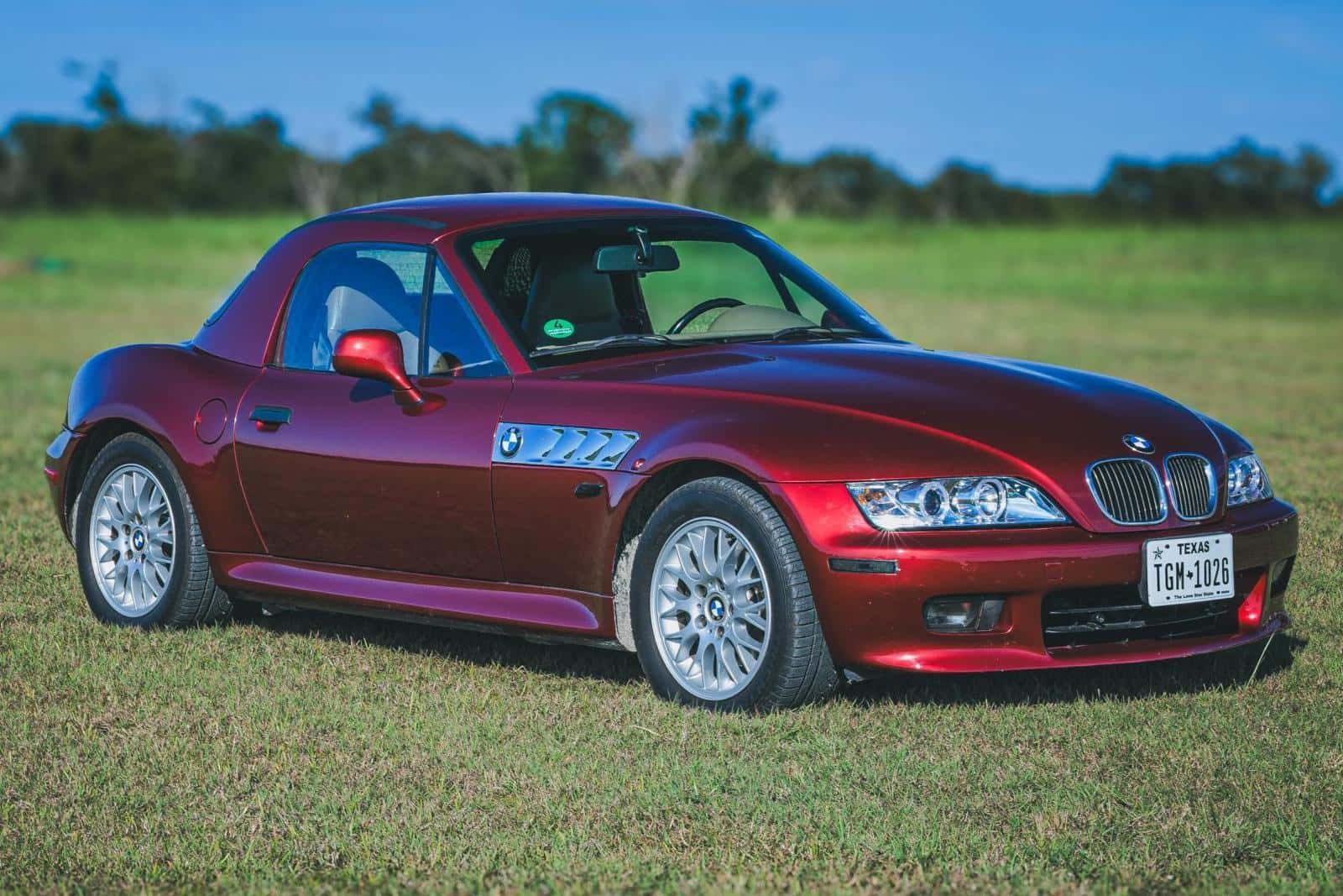 2001 BMW Z3 sold for $8,400