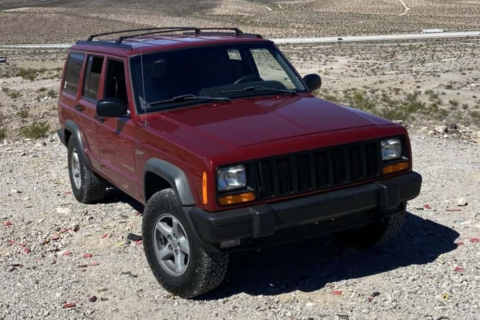 1998 Jeep XJ Cherokee sold for $9,800