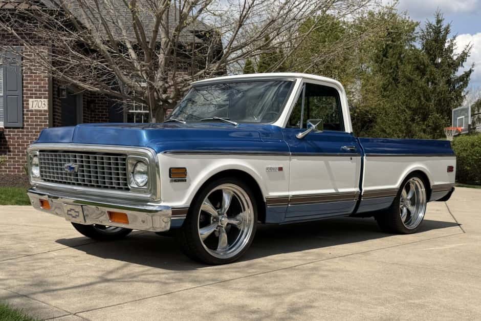 1971 Chevrolet C/K (1967-1972) sold for $45,750
