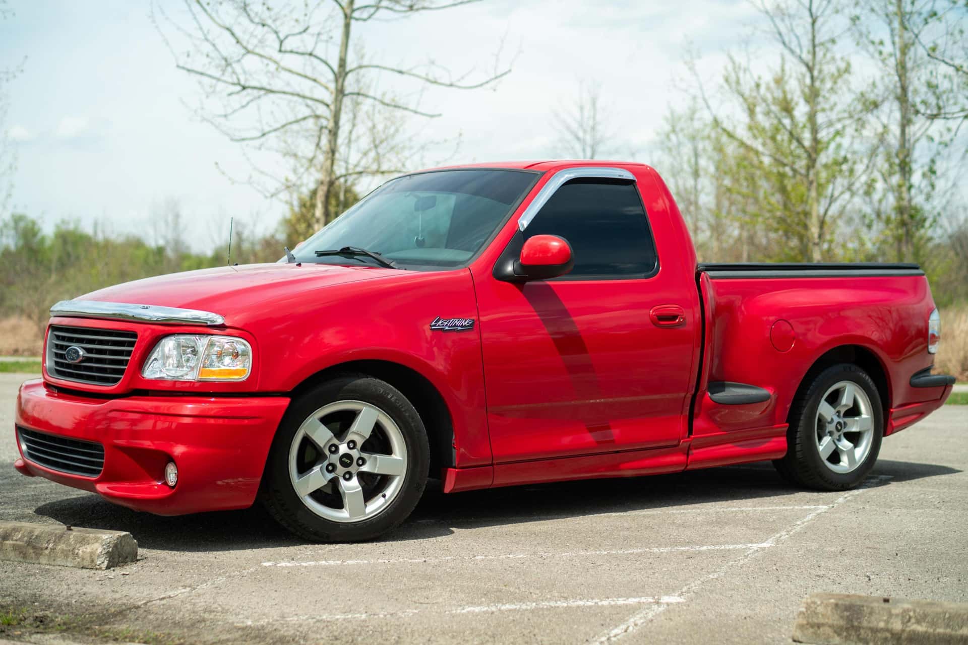 2001 Ford F-150 sold for $19,250