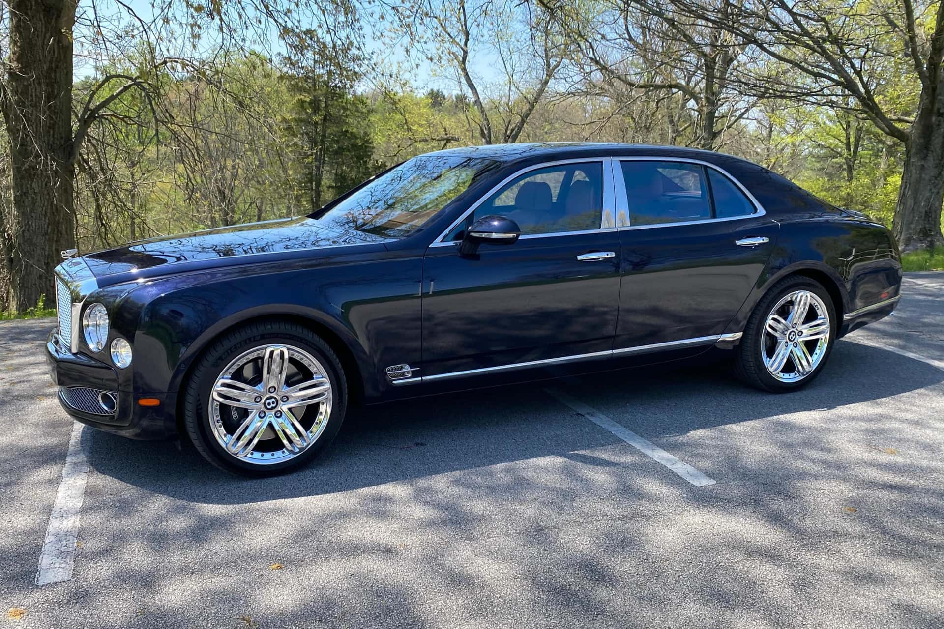 2016 Bentley Mulsanne sold for $87,000