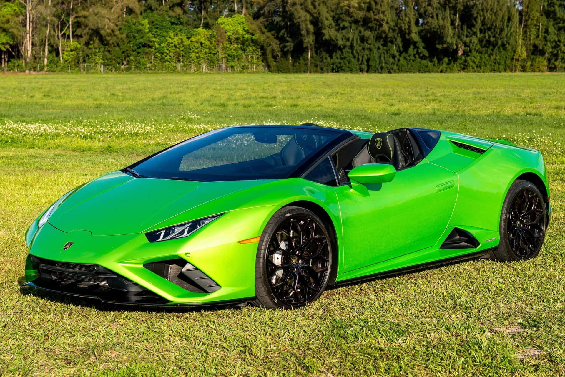 2021 Lamborghini Huracan sold for $174,000