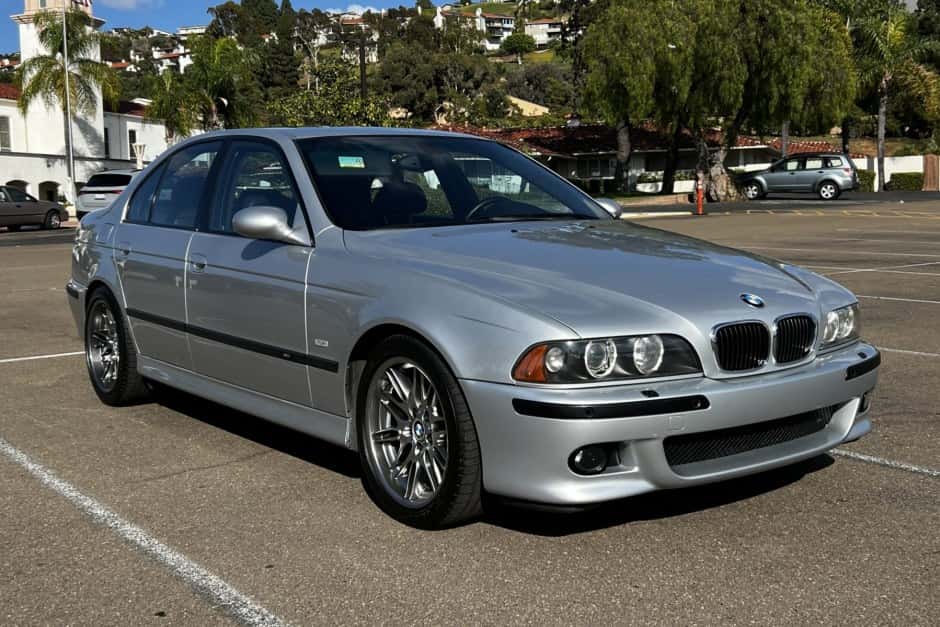2003 BMW E39 M5 sold for $41,740