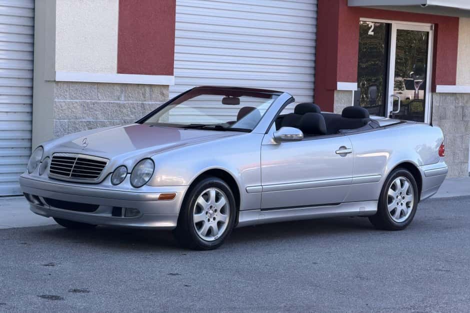 2000 Mercedes-Benz C208/A208 CLK-Class (Non-AMG) sold for $4,200