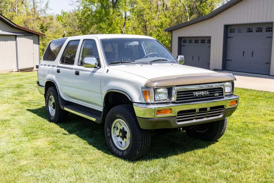 1991 Toyota 4Runner (N120) sold for $13,500