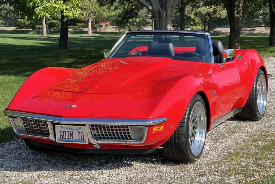 1970 Chevrolet Corvette C3 Convertible sold for $102,000