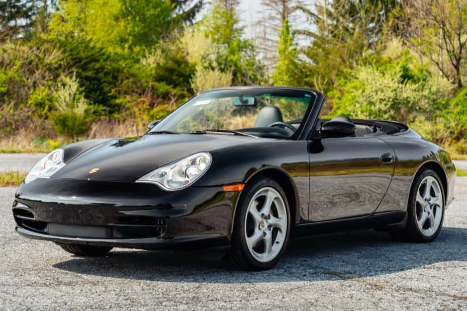 2004 Porsche 996 911 Carrera sold for $45,000
