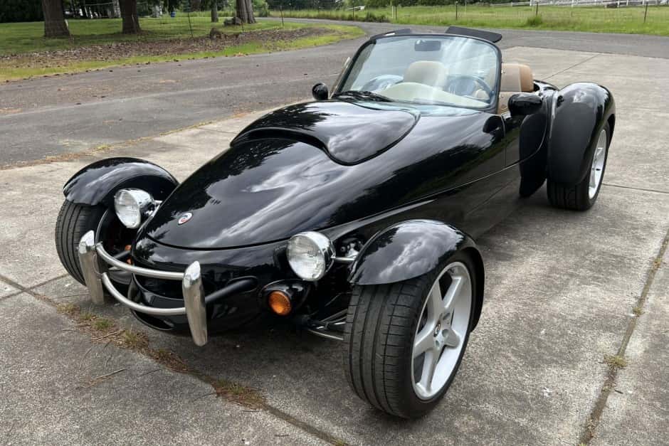 1998 Panoz Roadster sold for $26,777