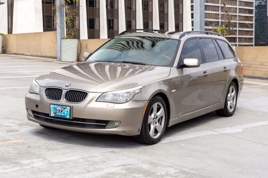 2008 BMW E61 5-Series Touring sold for $9,250