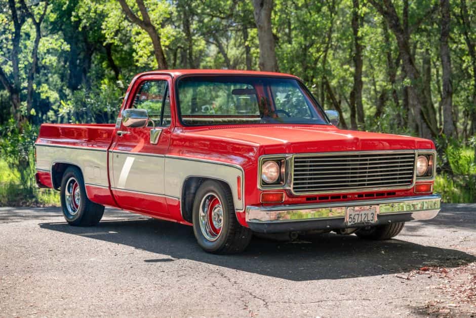 1975 Chevrolet C/K (1973-1991) sold for $16,500