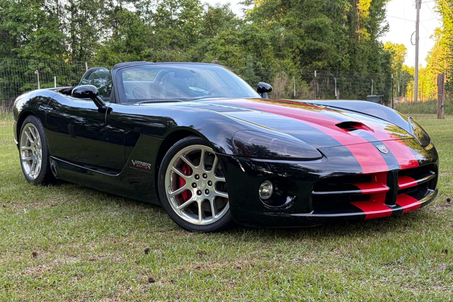 2004 Dodge Viper sold for $38,250