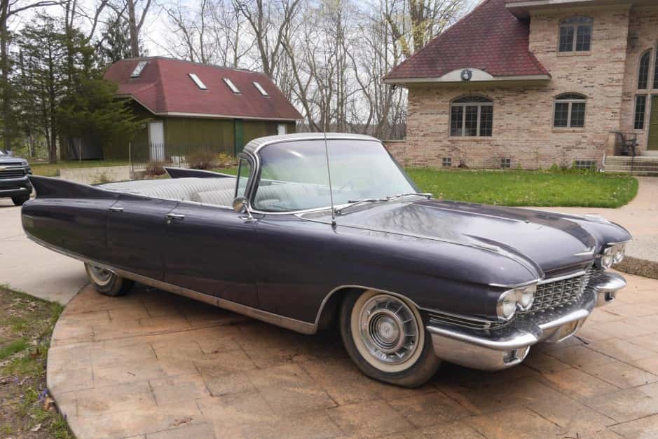 1960 Cadillac Sixty Special sold for $7,900