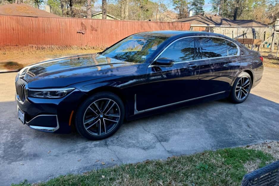 2020 BMW G11/G12 7-Series sold for $22,500