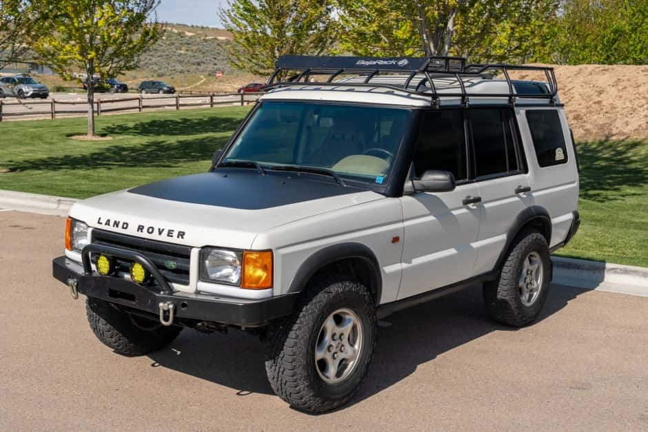 2000 Land Rover Discovery II sold for $10,000