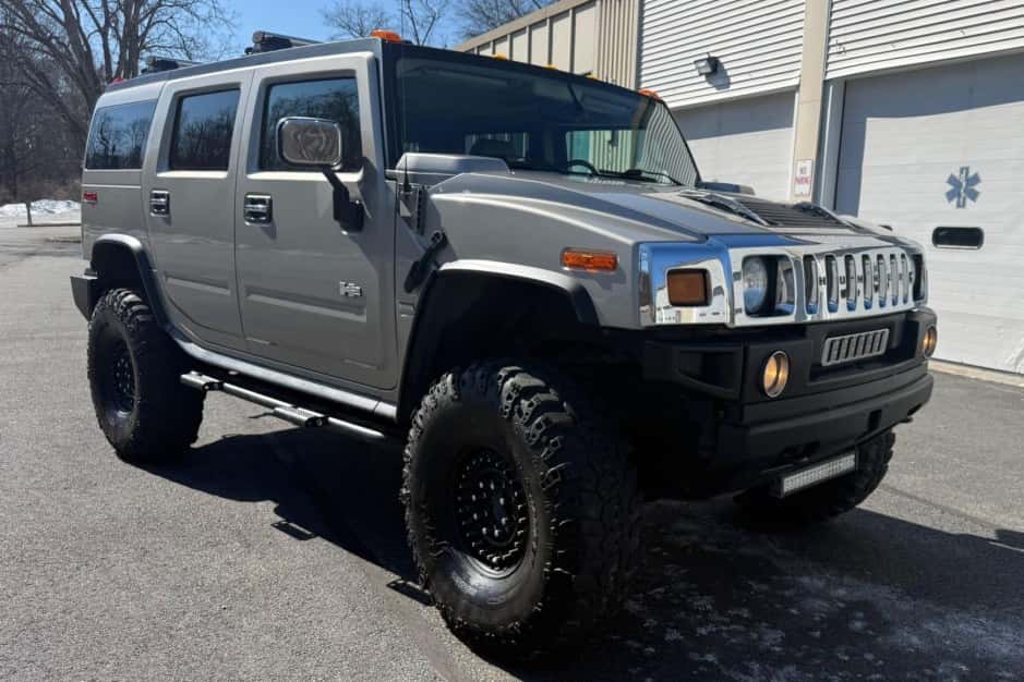 2004 Hummer H2 sold for $8,500