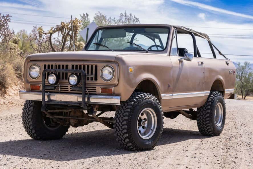 1973 International Harvester Scout II sold for $22,000