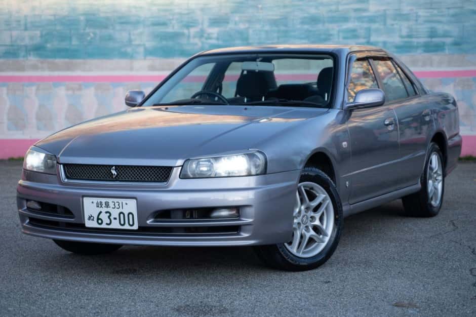 2000 Nissan R34 Skyline sold for $11,500