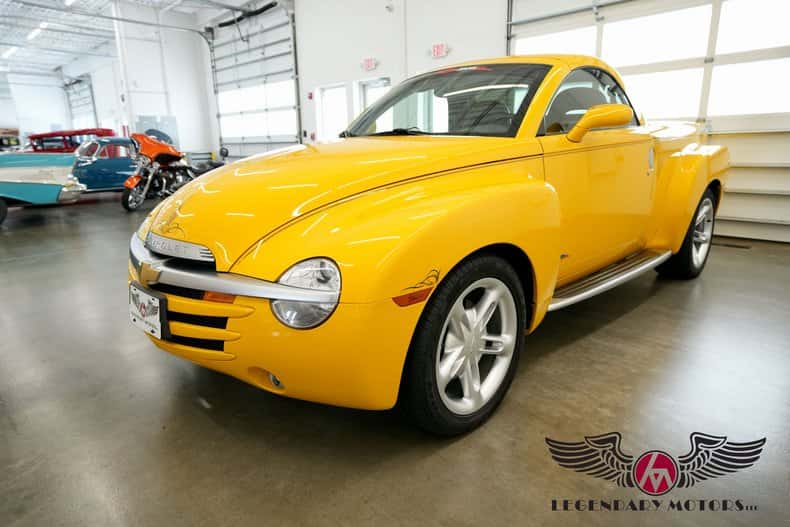 2004 Chevrolet SSR LS Convertible sold for $18,900