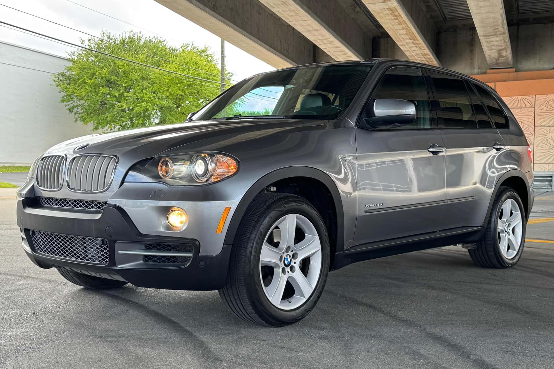 2010 BMW X5 sold for $6,400