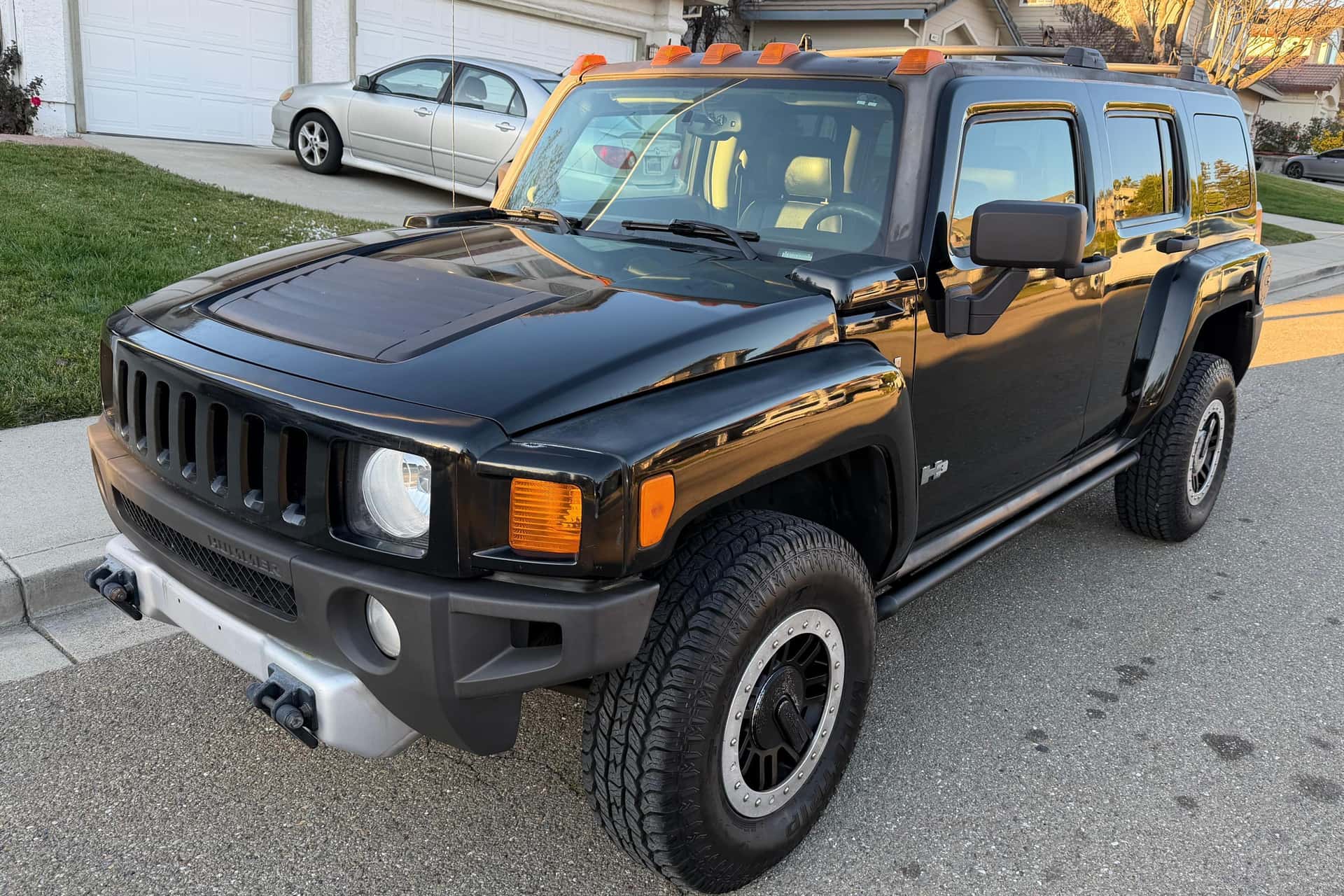 2008 Hummer H3 sold for $7,400