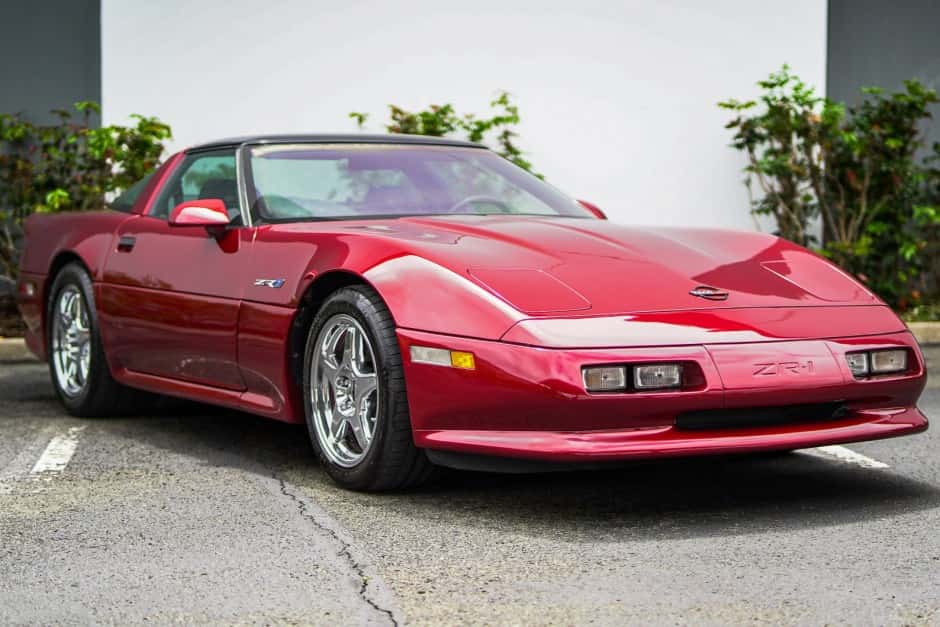 1990 Chevrolet Corvette C4 ZR-1 sold for $40,000