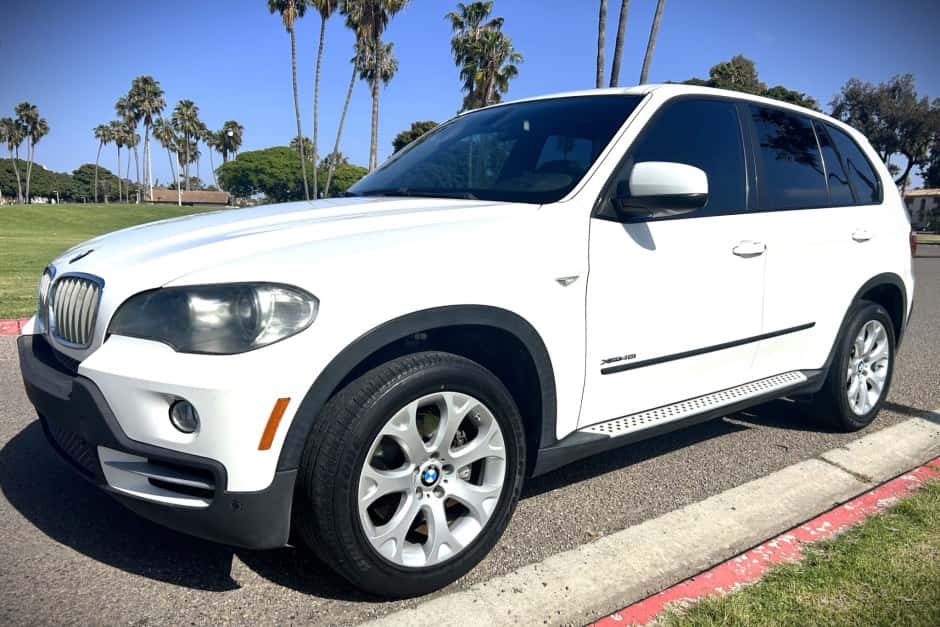 2010 BMW X5 sold for $6,269