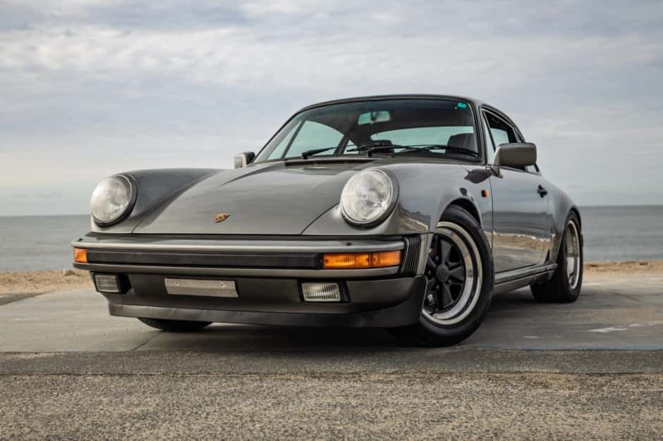 1986 Porsche 911 Carrera 3.2 sold for $125,000