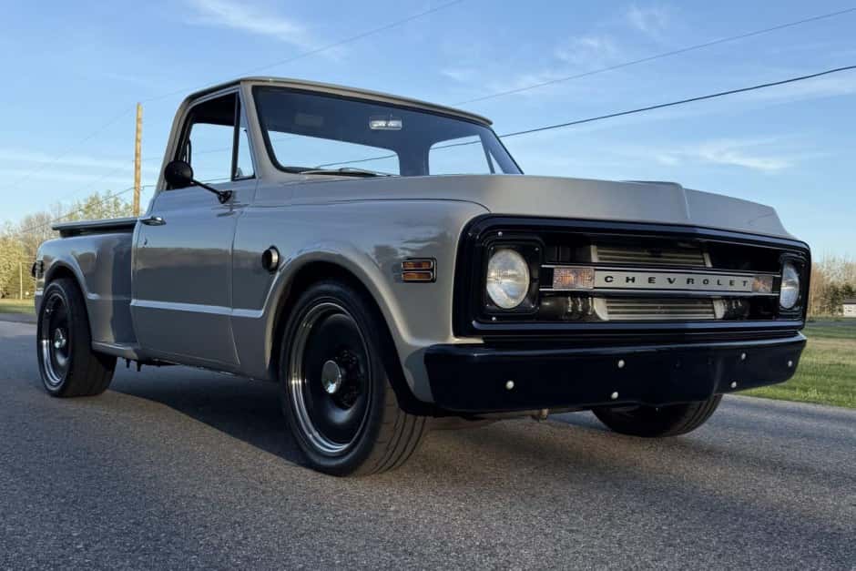 1969 Chevrolet C/K (1967-1972) sold for $32,000